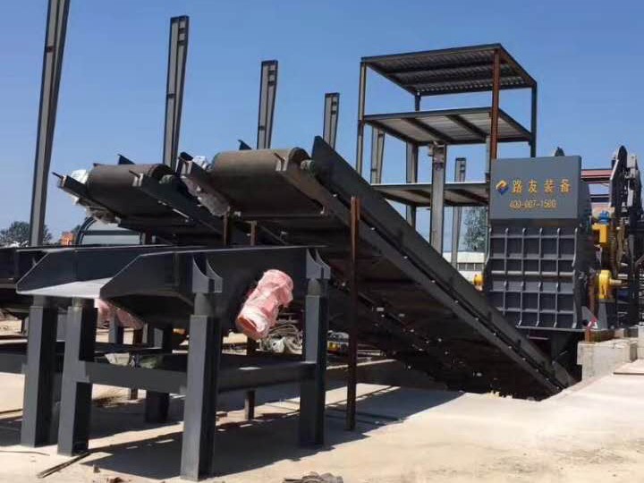 如何避免<a href='http://www.anenr.cn/psxl/4.html' target='_blank'><span>廢鋼破碎機(jī)</span></a>廢料造成的傷害